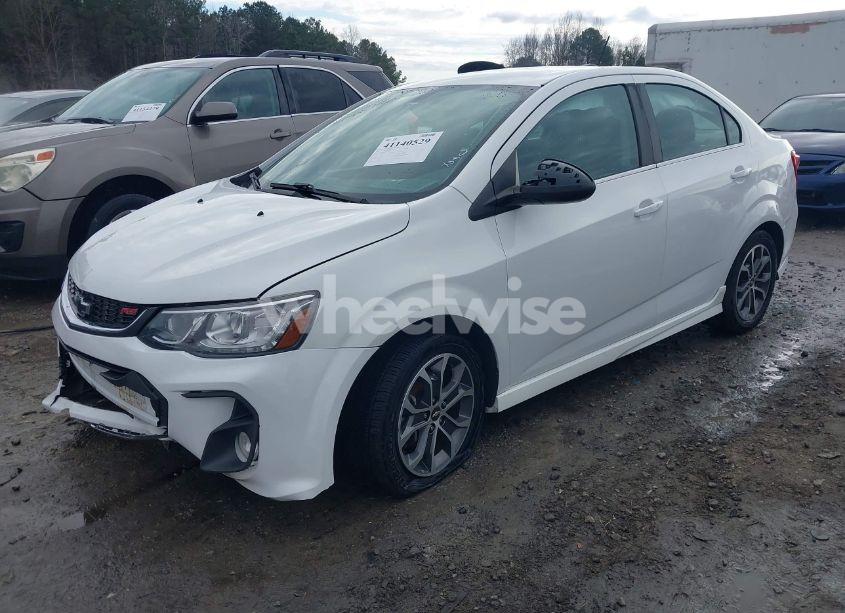 Photo 2 of 2017 Chevrolet Sonic LT AUTO (VIN 1G1JD5SH0H4167545)