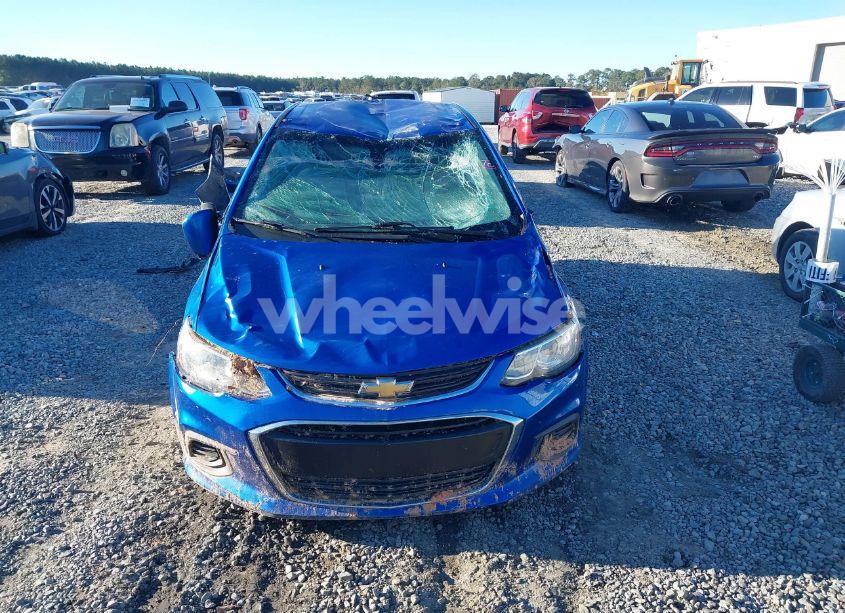 Photo 6 of 2017 Chevrolet Sonic LT AUTO (VIN 1G1JD5SH1H4113753)
