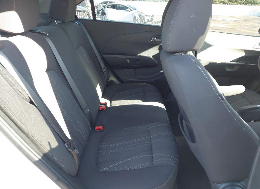 Photo 8 of 2017 Chevrolet Sonic LT AUTO (VIN 1G1JD5SH1H4176156)