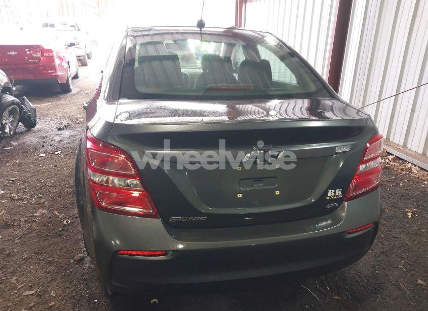 Photo 16 of 2018 Chevrolet Sonic LT AUTO (VIN 1G1JD5SH1J4138593)