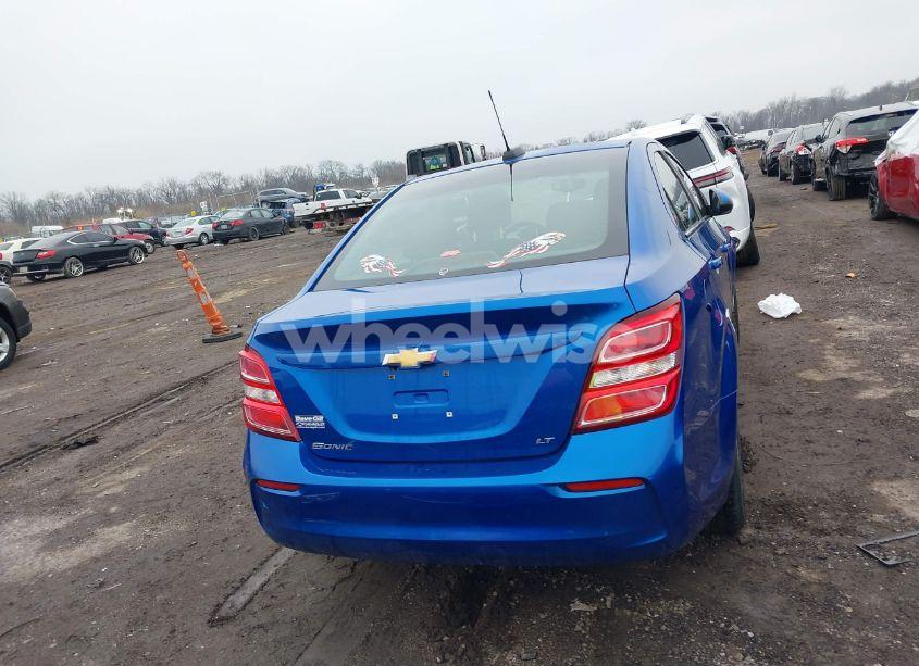 Photo 17 of 2017 Chevrolet Sonic LT AUTO (VIN 1G1JD5SH2H4142260)