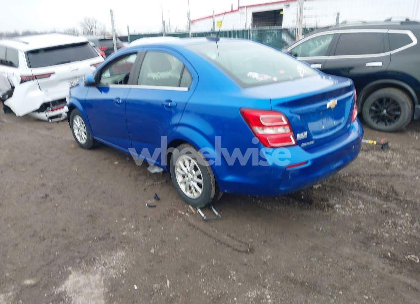 Photo 3 of 2017 Chevrolet Sonic LT AUTO (VIN 1G1JD5SH2H4142260)