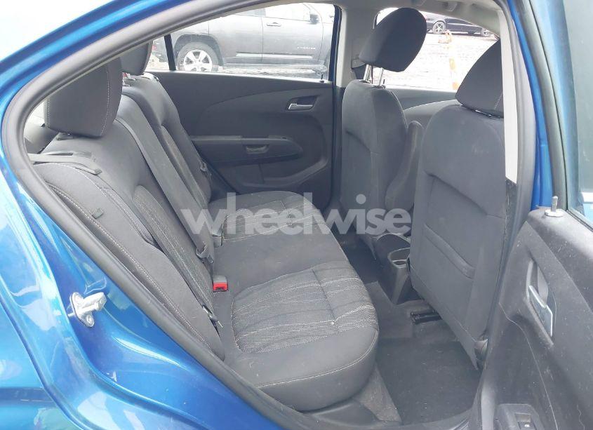 Photo 8 of 2017 Chevrolet Sonic LT AUTO (VIN 1G1JD5SH2H4142260)