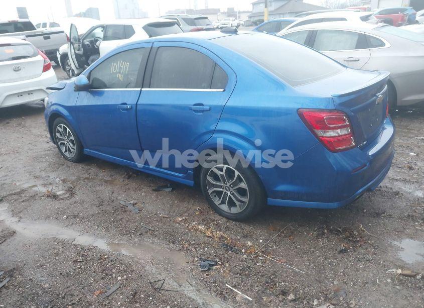 Photo 3 of 2017 Chevrolet Sonic LT AUTO (VIN 1G1JD5SH2H4178255)