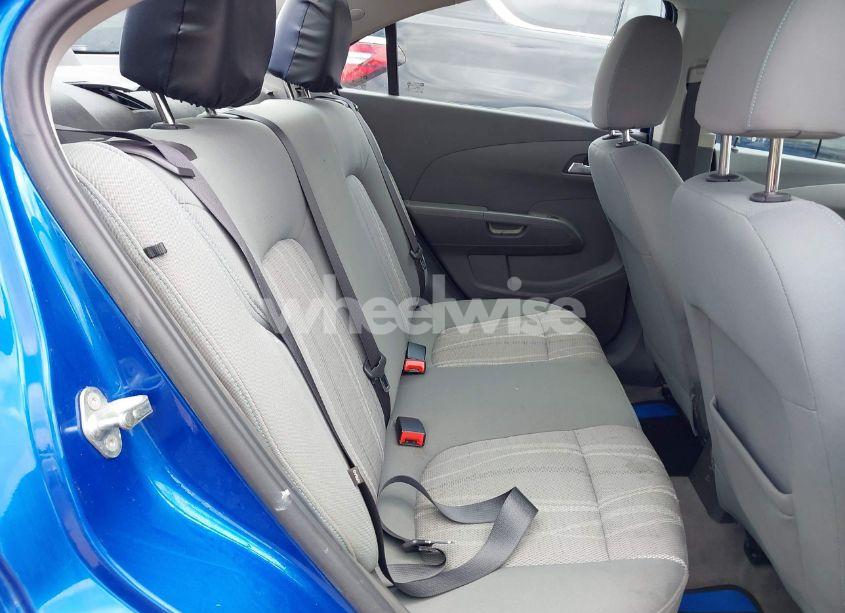 Photo 8 of 2018 Chevrolet Sonic LT AUTO (VIN 1G1JD5SH2J4110558)