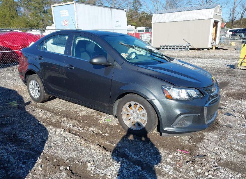 2017 Chevrolet Sonic LT AUTO (VIN 1G1JD5SH3H4144079) main photo