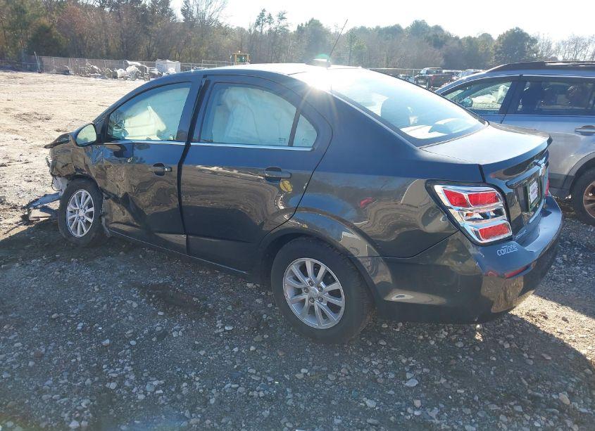 Photo 3 of 2017 Chevrolet Sonic LT AUTO (VIN 1G1JD5SH3H4144079)