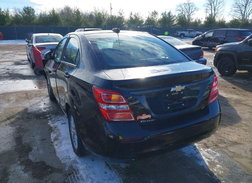 Photo 3 of 2017 Chevrolet Sonic LT AUTO (VIN 1G1JD5SH3H4165899)