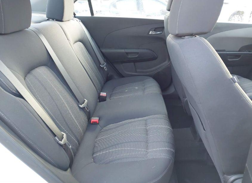 Photo 8 of 2017 Chevrolet Sonic LT AUTO (VIN 1G1JD5SH3H4175803)