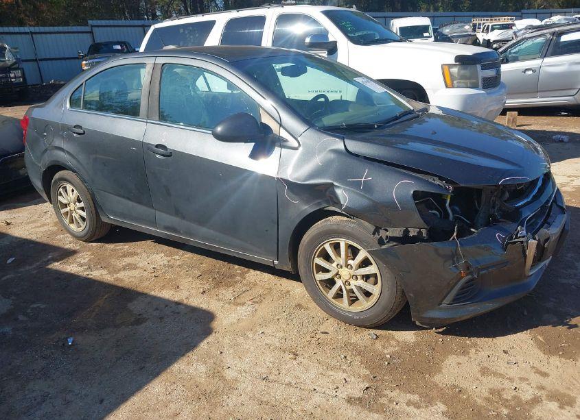 2018 Chevrolet Sonic LT AUTO (VIN 1G1JD5SH3J4114134) main photo