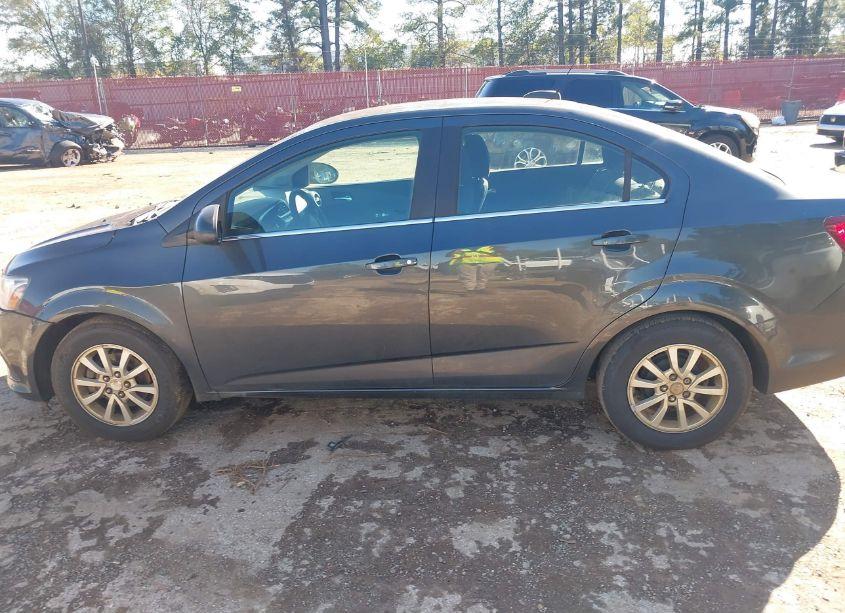 Photo 14 of 2018 Chevrolet Sonic LT AUTO (VIN 1G1JD5SH3J4114134)
