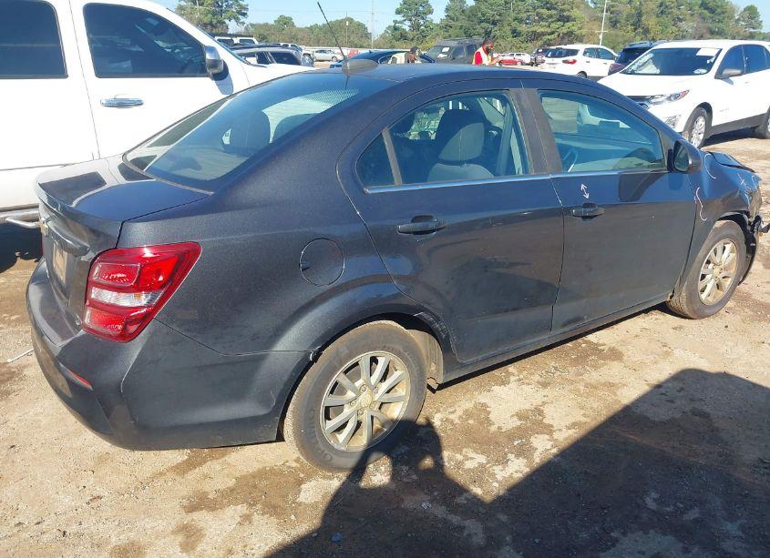 Photo 4 of 2018 Chevrolet Sonic LT AUTO (VIN 1G1JD5SH3J4114134)