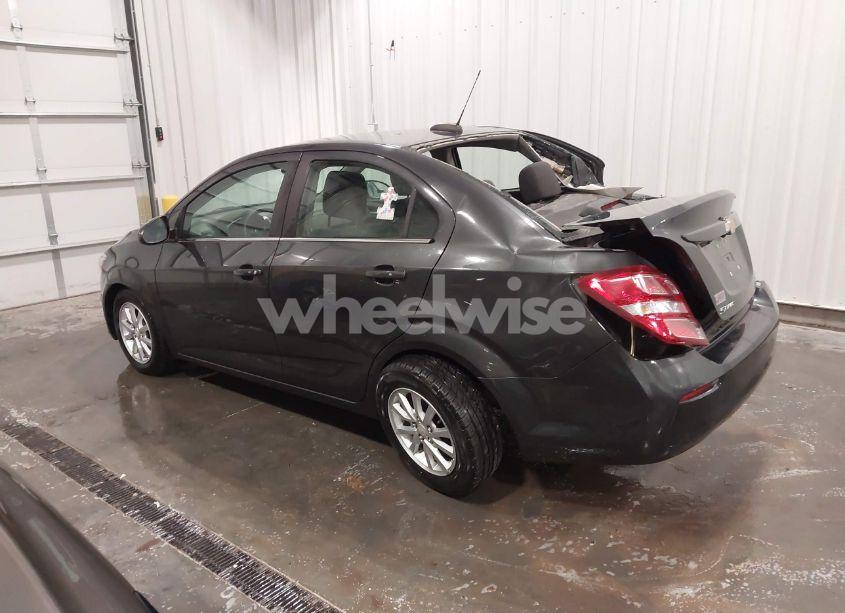 Photo 3 of 2017 Chevrolet Sonic LT AUTO (VIN 1G1JD5SH4H4154328)