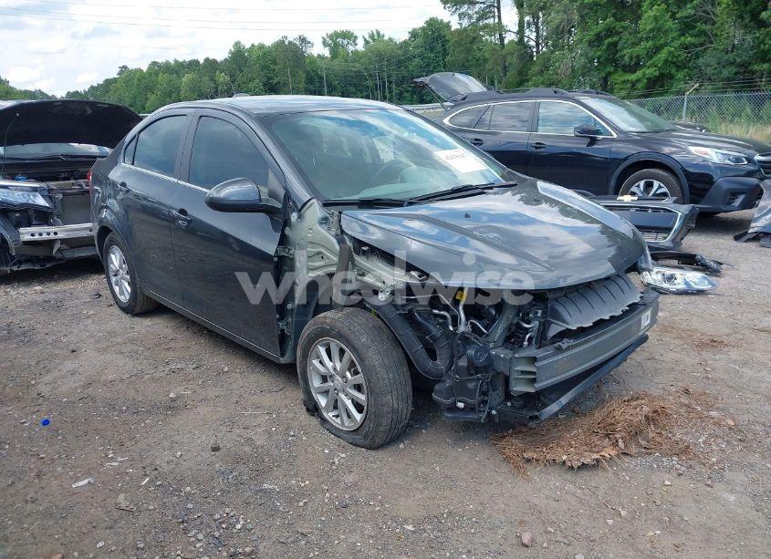 2018 Chevrolet Sonic LT AUTO (VIN 1G1JD5SH4J4125577) main photo