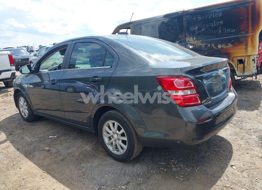 Photo 3 of 2018 Chevrolet Sonic LT AUTO (VIN 1G1JD5SH4J4125577)