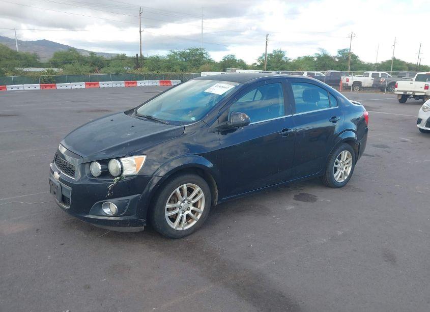 Photo 2 of 2014 Chevrolet Sonic LT MANUAL (VIN 1G1JD5SH5E4224012)