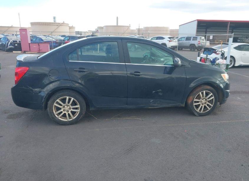 Photo 6 of 2014 Chevrolet Sonic LT MANUAL (VIN 1G1JD5SH5E4224012)