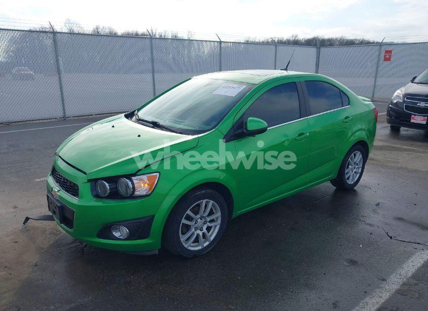 Photo 2 of 2014 Chevrolet Sonic LT MANUAL (VIN 1G1JD5SH5E4228724)