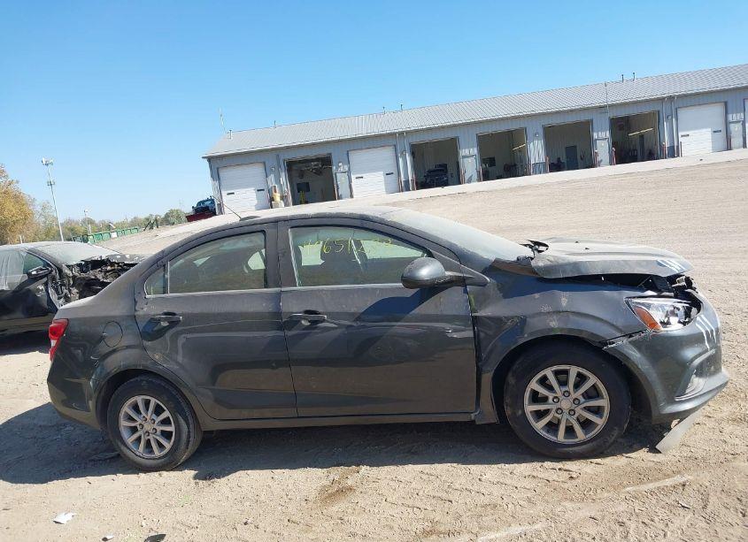 Photo 13 of 2017 Chevrolet Sonic LT AUTO (VIN 1G1JD5SH5H4139675)