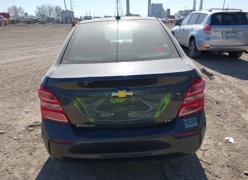 Photo 16 of 2017 Chevrolet Sonic LT AUTO (VIN 1G1JD5SH5H4139675)