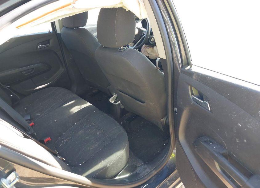 Photo 8 of 2017 Chevrolet Sonic LT AUTO (VIN 1G1JD5SH5H4139675)