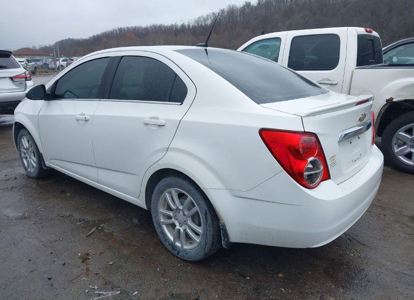 Photo 3 of 2014 Chevrolet Sonic LT MANUAL (VIN 1G1JD5SH7E4145280)