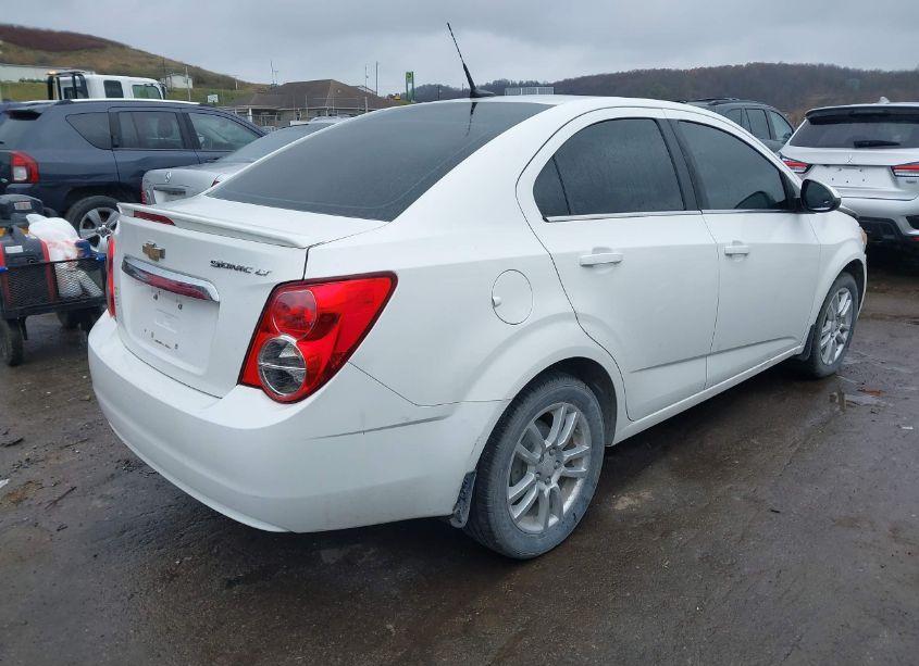 Photo 4 of 2014 Chevrolet Sonic LT MANUAL (VIN 1G1JD5SH7E4145280)