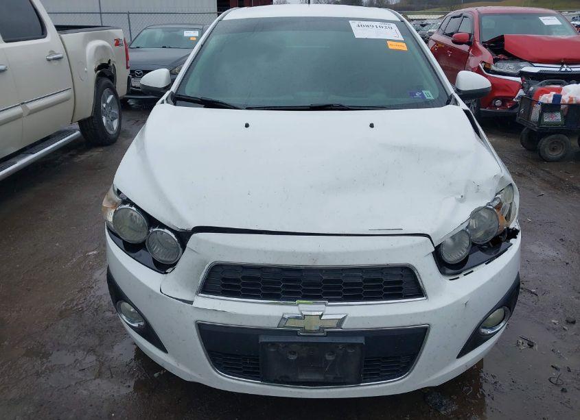 Photo 6 of 2014 Chevrolet Sonic LT MANUAL (VIN 1G1JD5SH7E4145280)