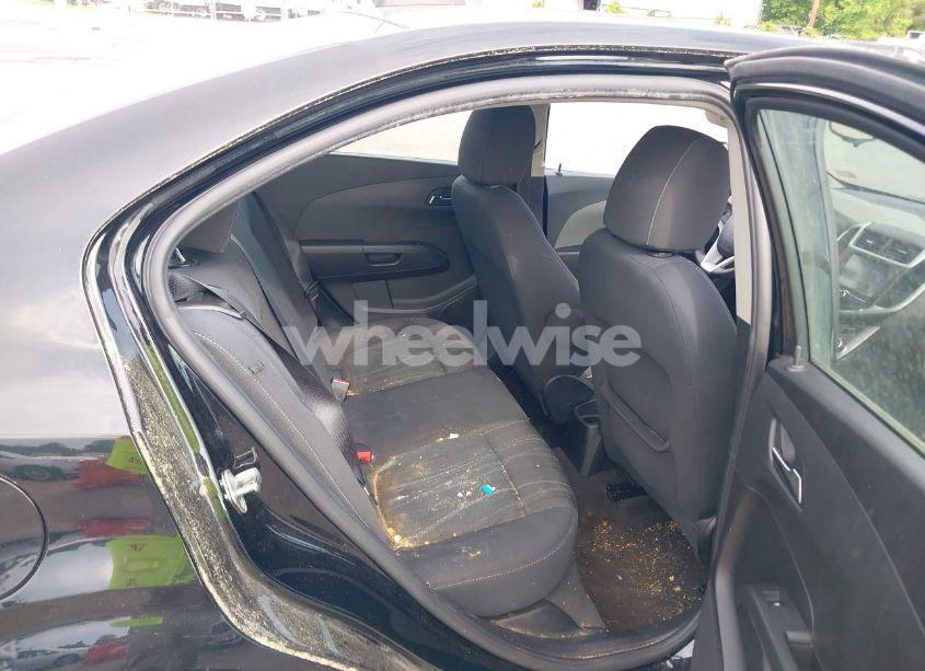 Photo 8 of 2017 Chevrolet Sonic LT AUTO (VIN 1G1JD5SH7H4101249)