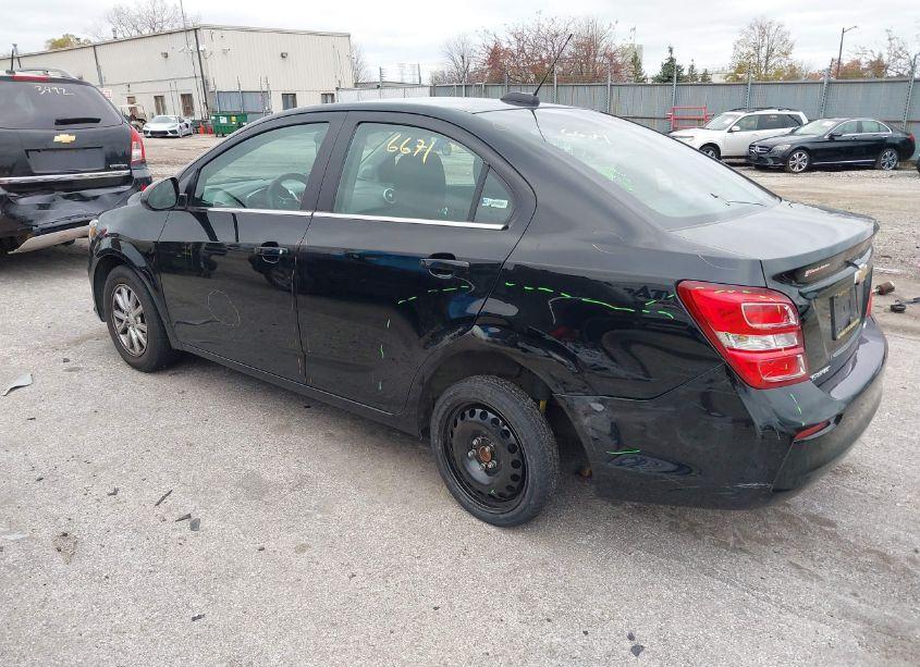 Photo 3 of 2018 Chevrolet Sonic LT AUTO (VIN 1G1JD5SH7J4109731)