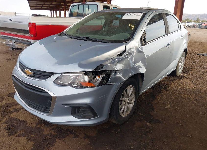 Photo 6 of 2018 Chevrolet Sonic LT AUTO (VIN 1G1JD5SH7J4124570)
