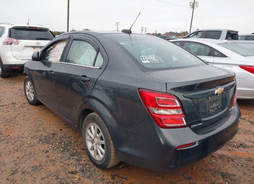 Photo 3 of 2017 Chevrolet Sonic LT AUTO (VIN 1G1JD5SH8H4121705)