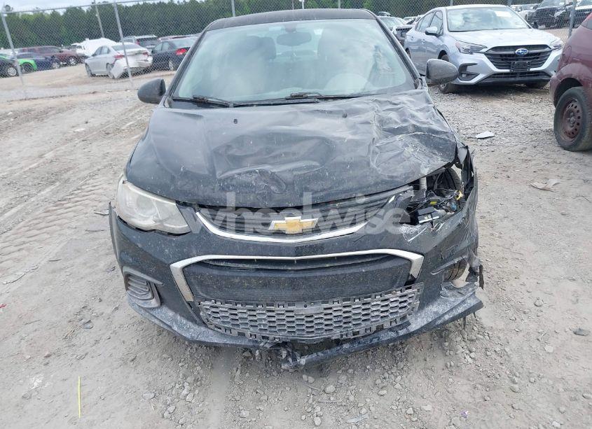 Photo 6 of 2017 Chevrolet Sonic LT AUTO (VIN 1G1JD5SH8H4124958)