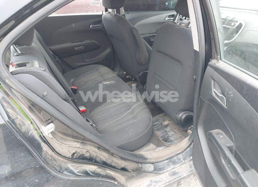 Photo 8 of 2017 Chevrolet Sonic LT AUTO (VIN 1G1JD5SH8H4124958)