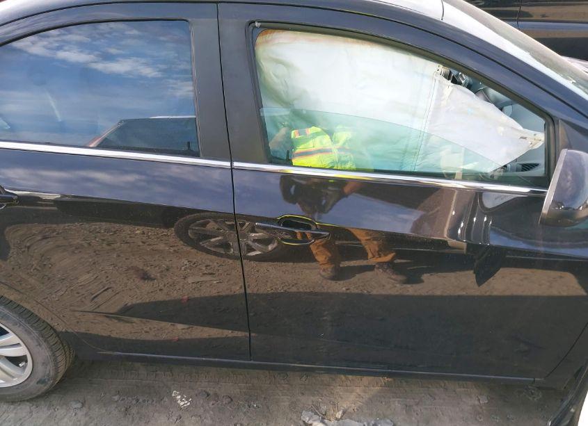 Photo 13 of 2015 Chevrolet Sonic LT MANUAL (VIN 1G1JD5SH9F4156962)