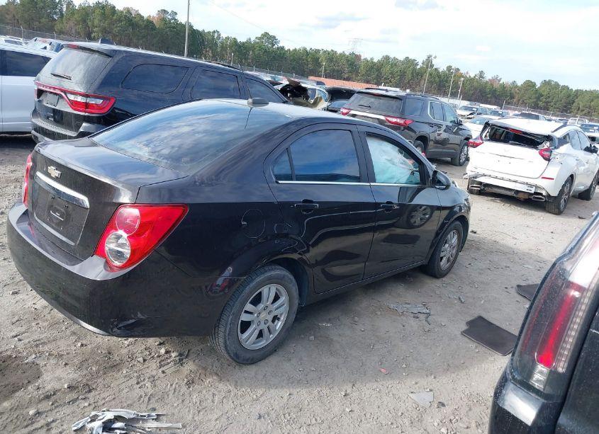 Photo 4 of 2015 Chevrolet Sonic LT MANUAL (VIN 1G1JD5SH9F4156962)