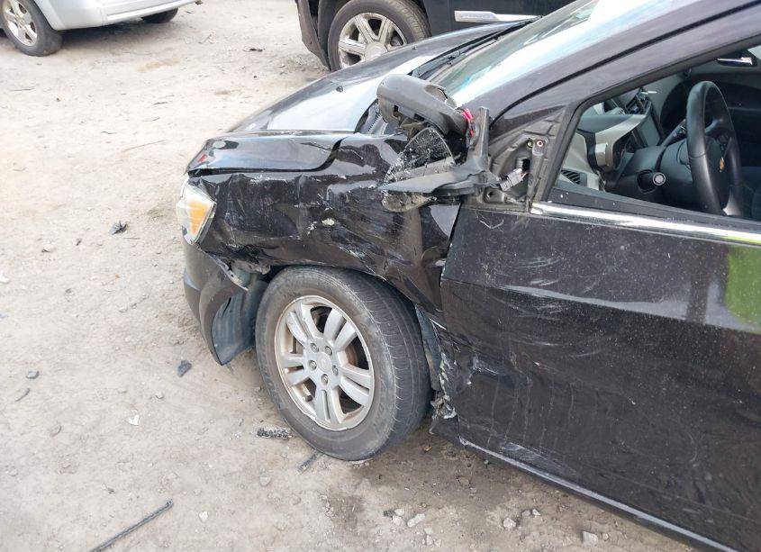 Photo 6 of 2015 Chevrolet Sonic LT MANUAL (VIN 1G1JD5SH9F4156962)