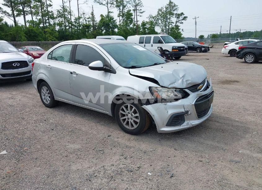 2017 Chevrolet Sonic LT AUTO (VIN 1G1JD5SH9H4118098) main photo
