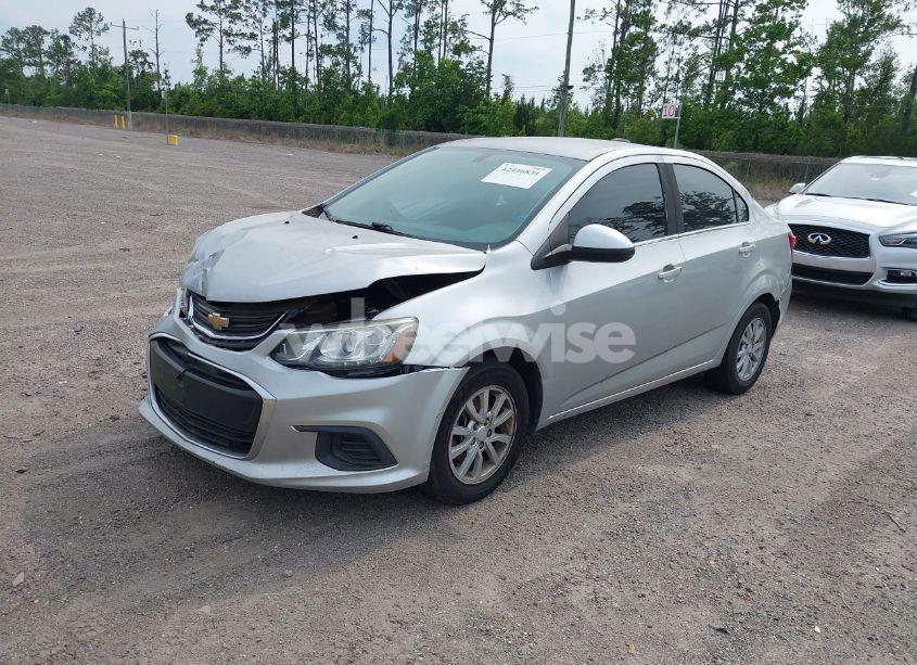 Photo 2 of 2017 Chevrolet Sonic LT AUTO (VIN 1G1JD5SH9H4118098)