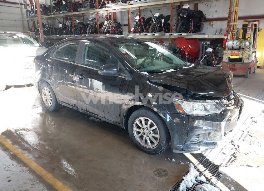 2018 Chevrolet Sonic LT AUTO (VIN 1G1JD5SH9J4100805) main photo