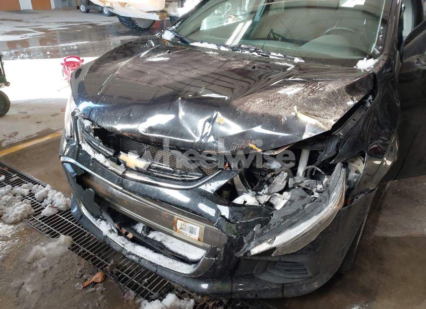 Photo 6 of 2018 Chevrolet Sonic LT AUTO (VIN 1G1JD5SH9J4100805)