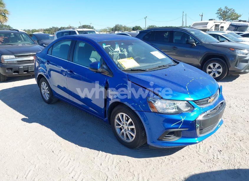 2017 Chevrolet Sonic LT AUTO (VIN 1G1JD5SHXH4168718) main photo