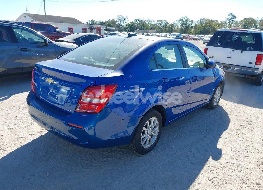 Photo 4 of 2017 Chevrolet Sonic LT AUTO (VIN 1G1JD5SHXH4168718)