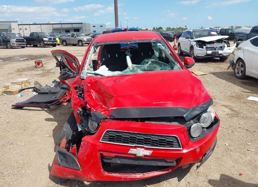 Photo 6 of 2012 Chevrolet Sonic 1LT (VIN 1G1JD6SB0C4156751)