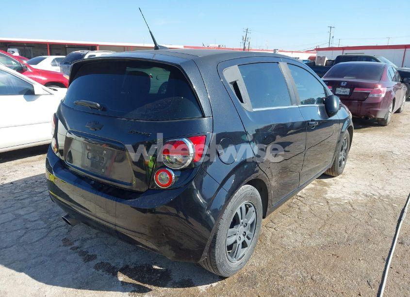 Photo 4 of 2013 Chevrolet Sonic LT MANUAL (VIN 1G1JD6SB0D4257905)