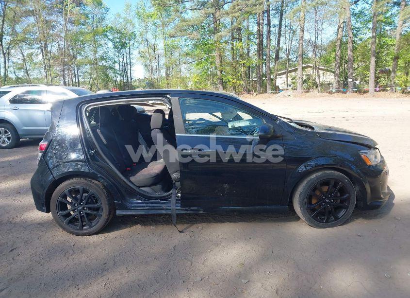 Photo 14 of 2018 Chevrolet Sonic LT AUTO (VIN 1G1JD6SB0J4102718)