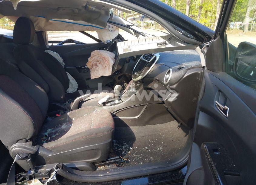 Photo 5 of 2018 Chevrolet Sonic LT AUTO (VIN 1G1JD6SB0J4102718)