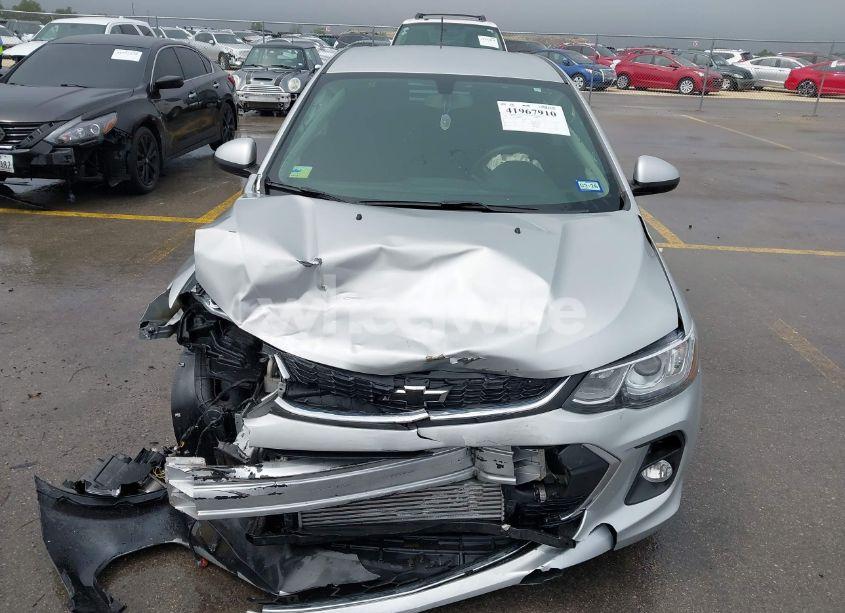 Photo 12 of 2020 Chevrolet Sonic FWD LT 5-DOOR (VIN 1G1JD6SB0L4136676)