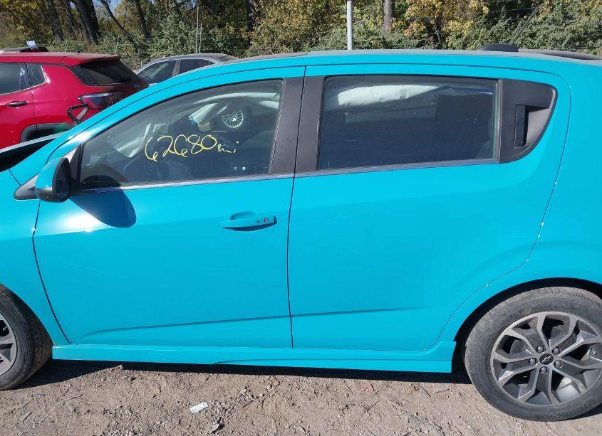 Photo 14 of 2020 Chevrolet Sonic FWD LT 5-DOOR (VIN 1G1JD6SB0L4140985)