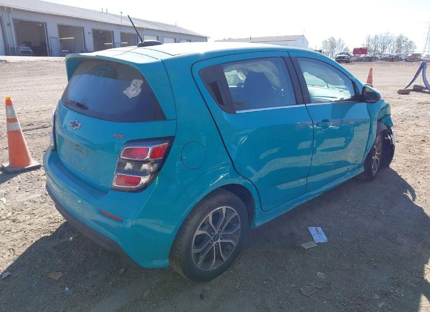 Photo 4 of 2020 Chevrolet Sonic FWD LT 5-DOOR (VIN 1G1JD6SB0L4140985)